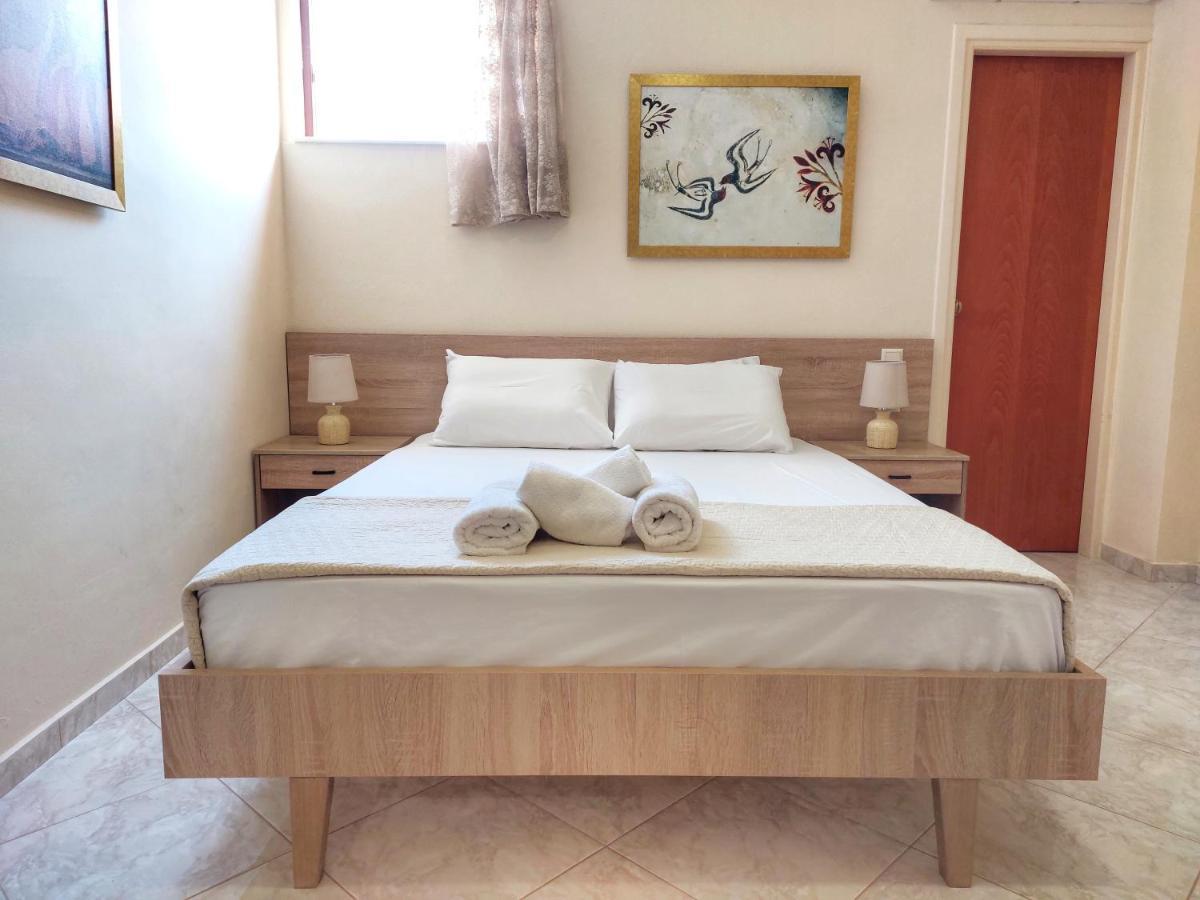 Villa Balcony, Cozy Villa With Amazing View Rodhiá Exterior foto